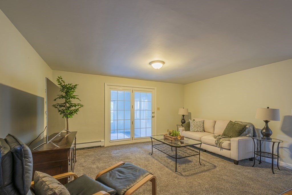 41 Notre Dame Road Bedford, MA 01730 - Photo 5 of 42 Gallery Image 5