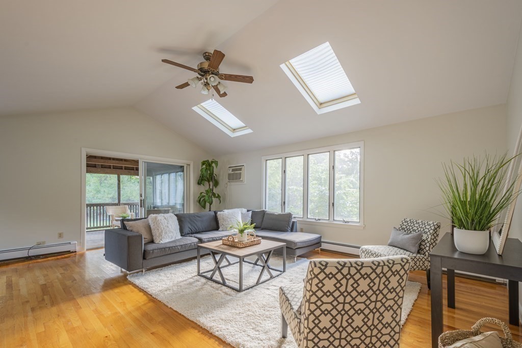 41 Notre Dame Road Bedford, MA 01730 - Photo 9 of 42 Gallery Image 9