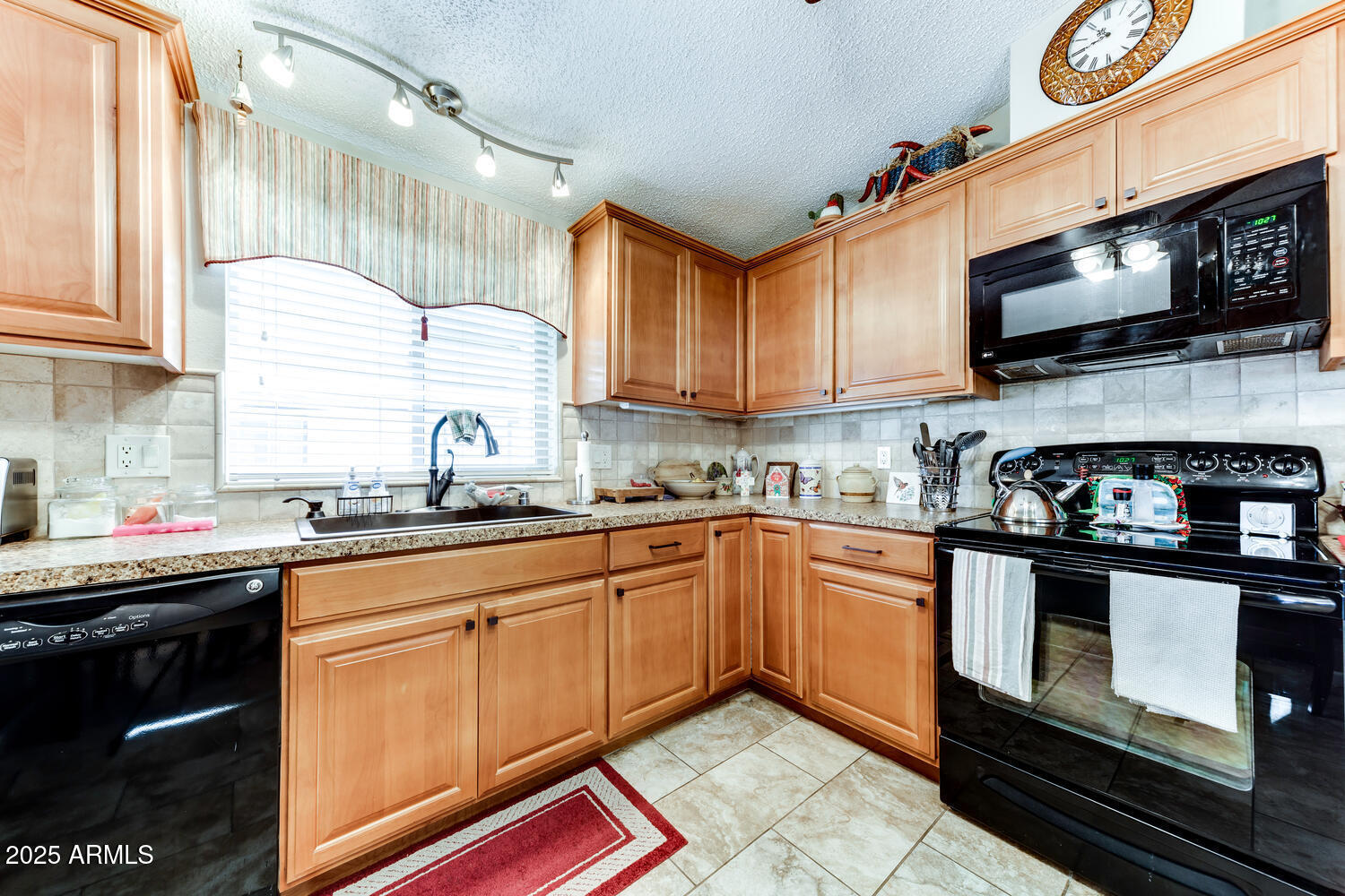 17200 West Bell Road, Unit 1590 Surprise, AZ 85374 - Photo 16 of 43 1590 (18)