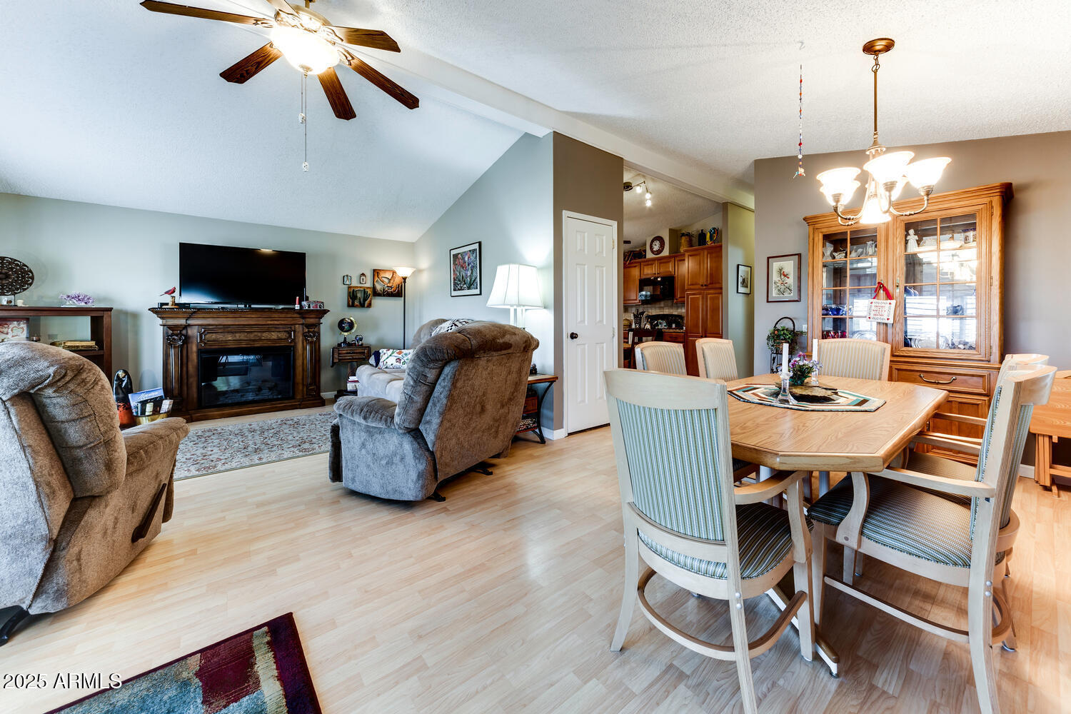17200 West Bell Road, Unit 1590 Surprise, AZ 85374 - Photo 5 of 43 1590 (7)