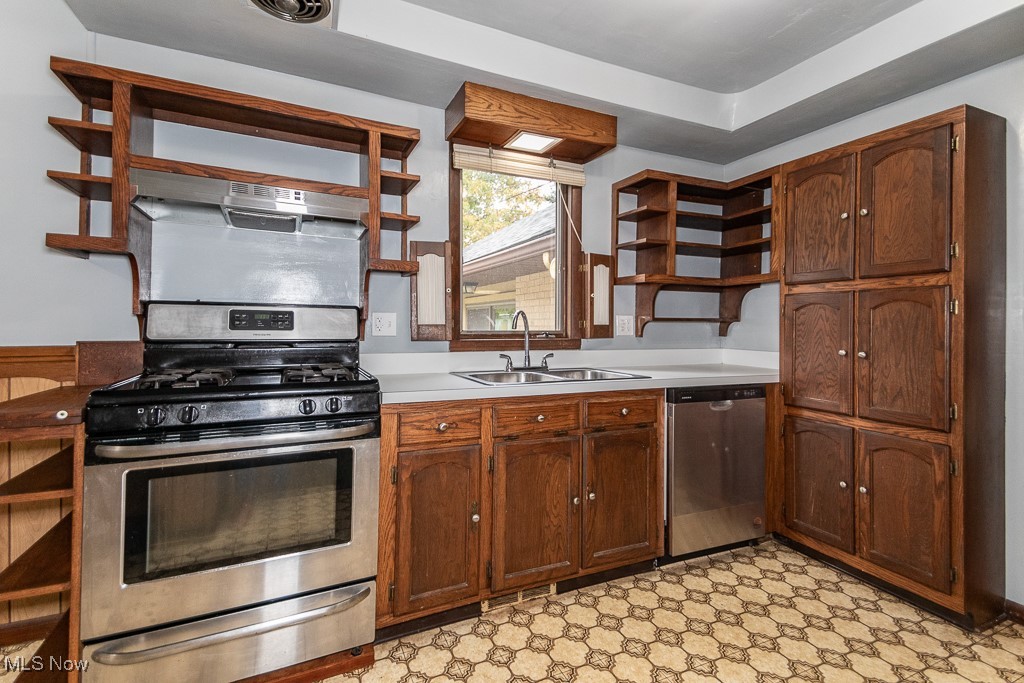 1926 Rush Road Wickliffe, OH 44092 - Photo 12 of 45