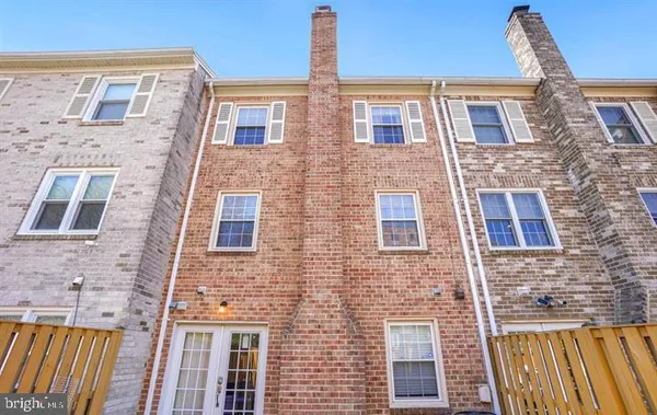 $3,495 | 10284 Arizona Circle, Unit 65, Bethesda, MD 20817