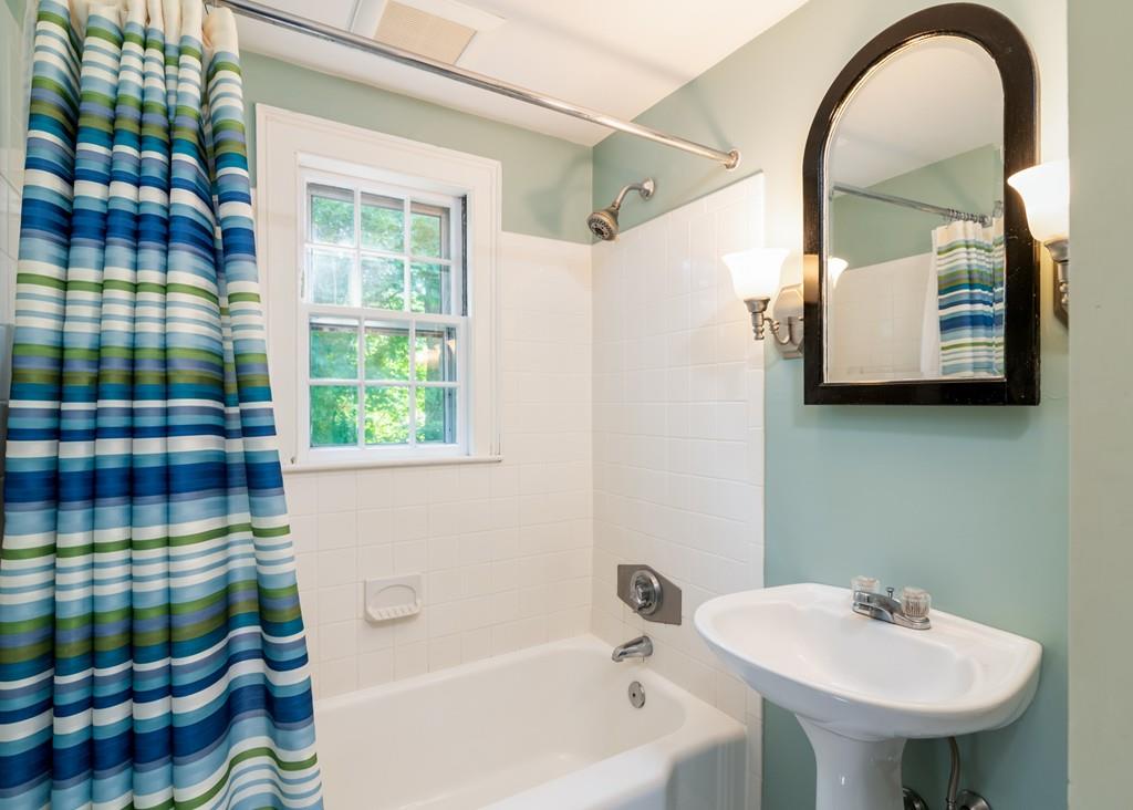 36 Fairview Avenue Scituate, MA 02066 - Photo 15 of 25