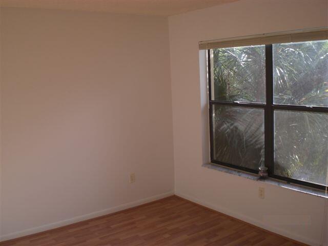 4341 West McNab Road, Unit 29 Pompano Beach, FL 33069 - Photo 6 of 10 a view of a small space