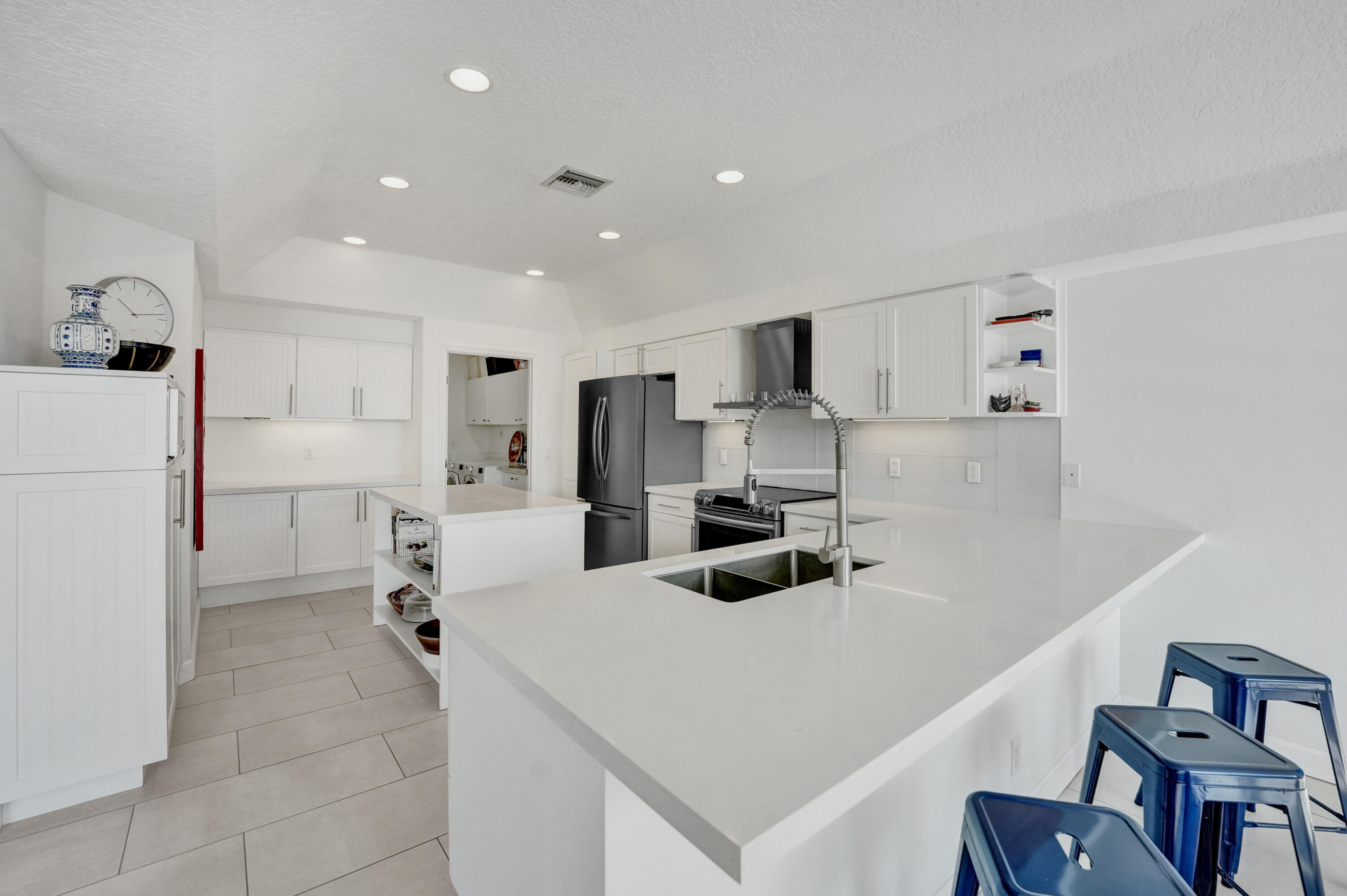 2229 Monet Road North Palm Beach, FL 33410 - Photo 104 of 113 RJP05651