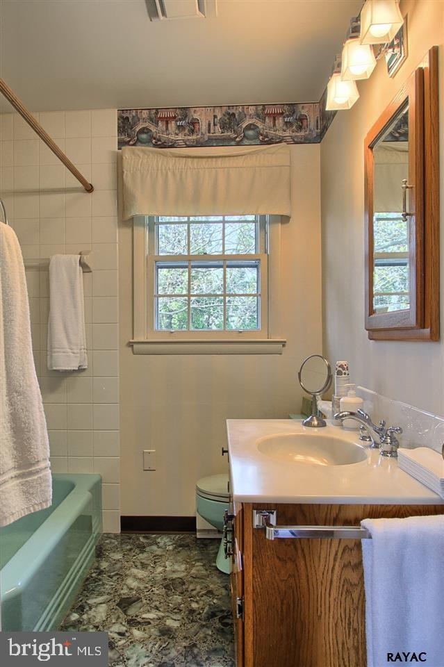 3920 Brownton Road Felton, PA 17322 - Photo 12 of 28