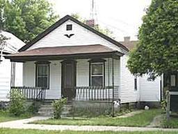 923 Racine Street Racine, WI 53403 - Photo 1 of 1