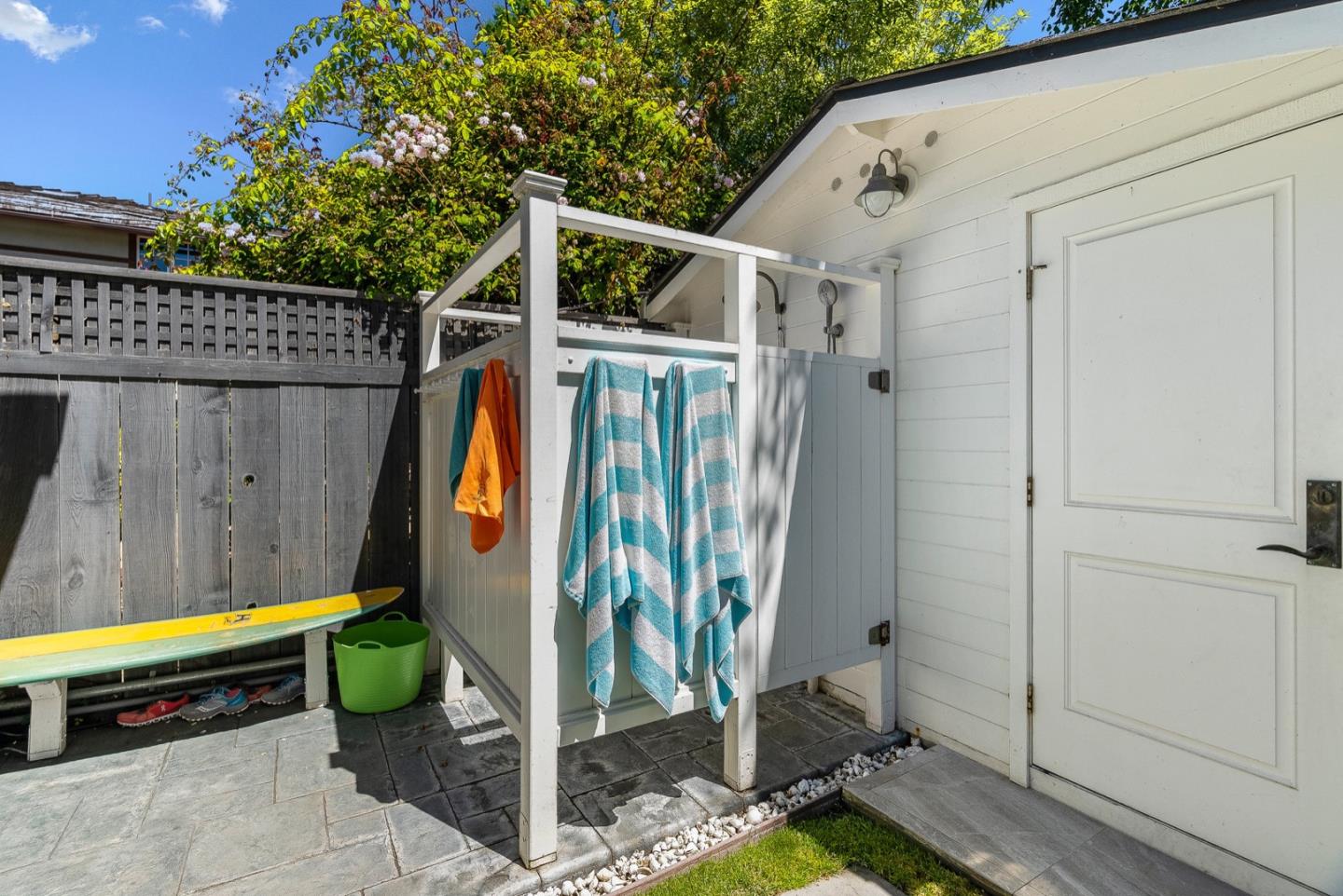 4940 Capitola Road Capitola, CA 95010 - Photo 23 of 25 a view of a small yard