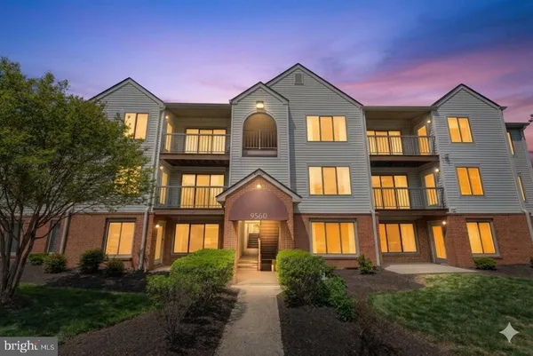 $294,900 | 9560 Cannoneer Court, Unit 201, Manassas, VA 20110