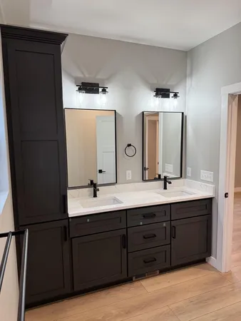 $489,900 | 1341 Annapolis Drive, Holmen, WI 54636