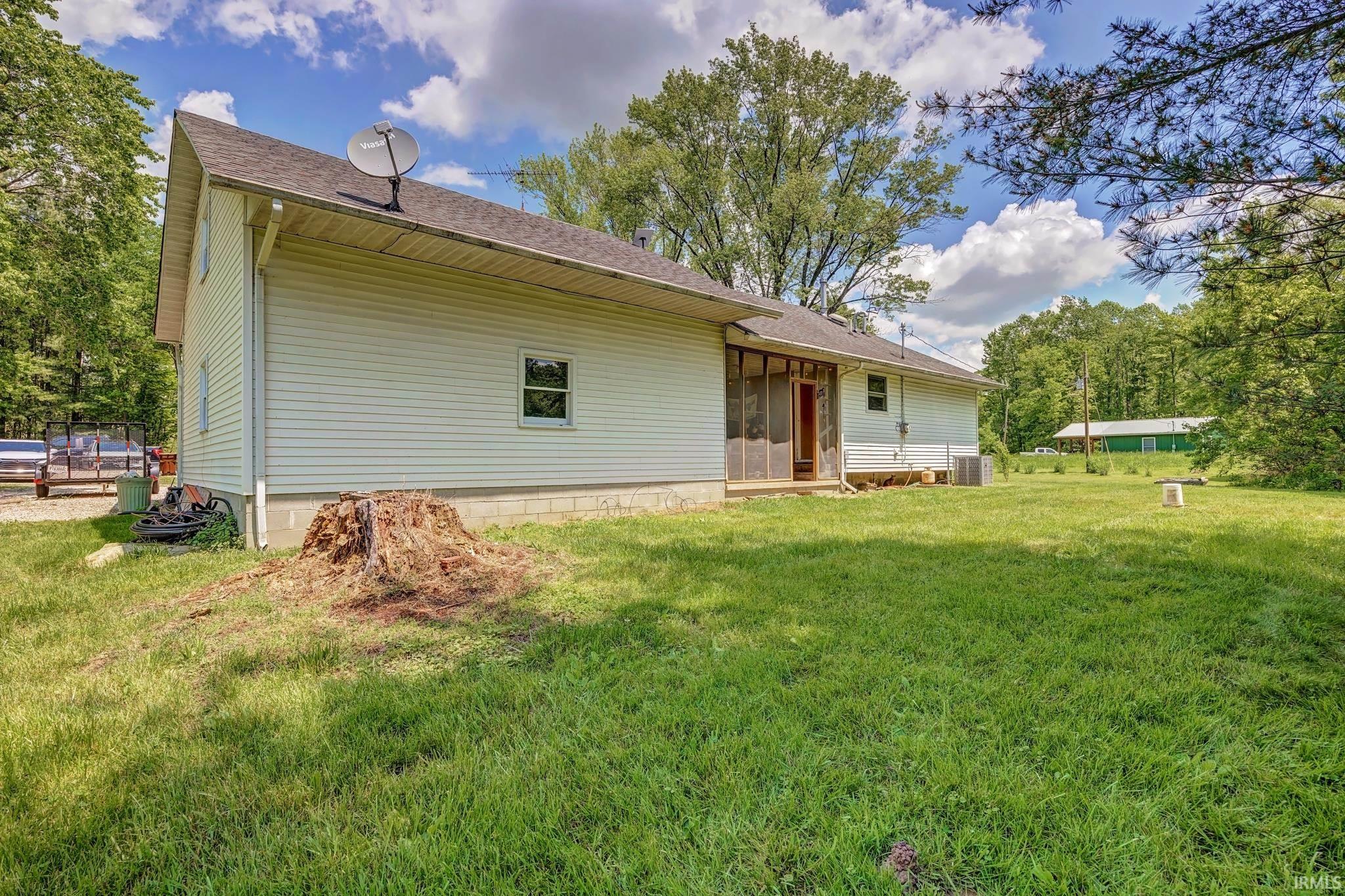 628 Sand Hollar Road Bloomfield, IN 47424 - Photo 28 of 36