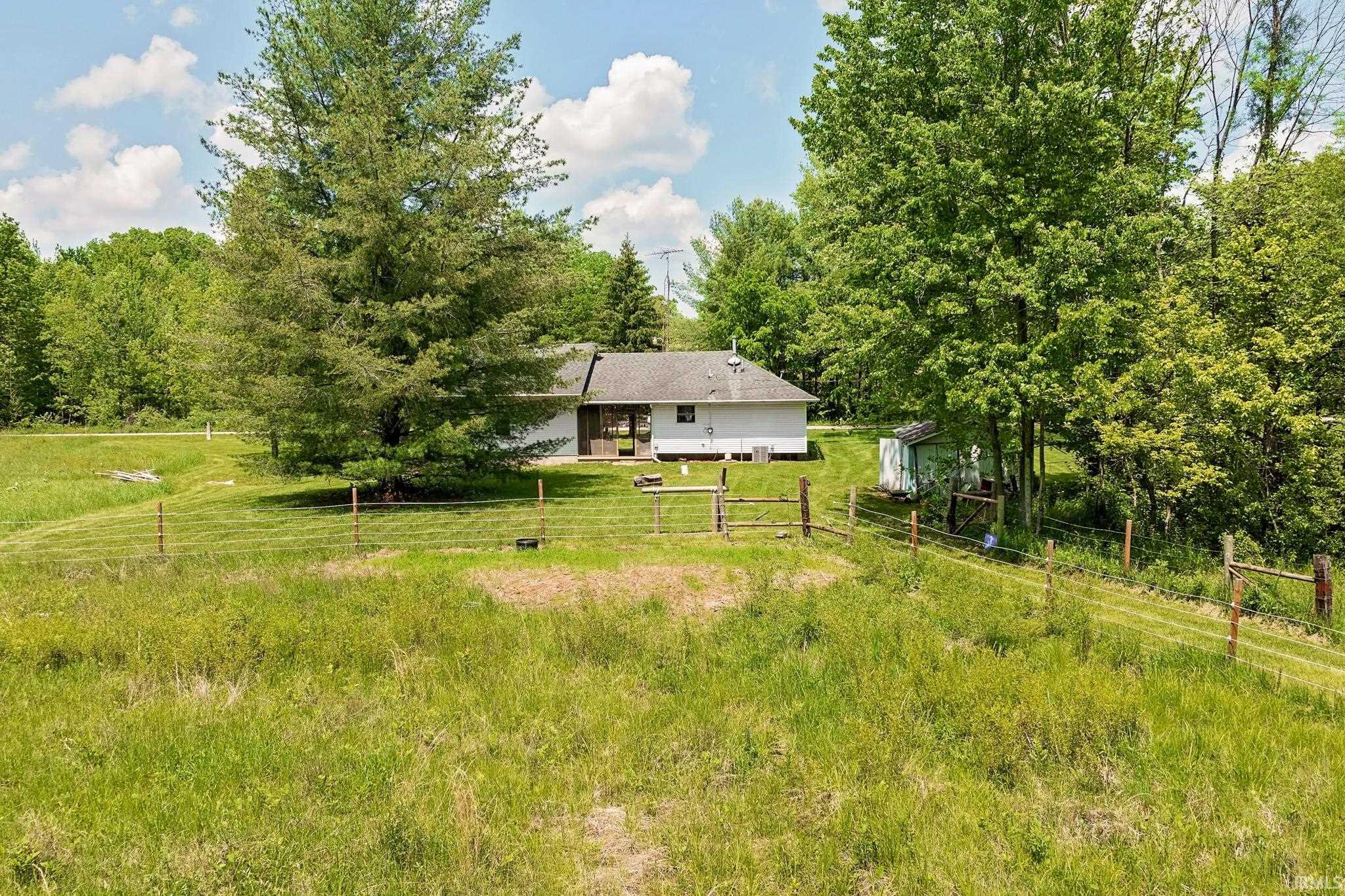 628 Sand Hollar Road Bloomfield, IN 47424 - Photo 31 of 36