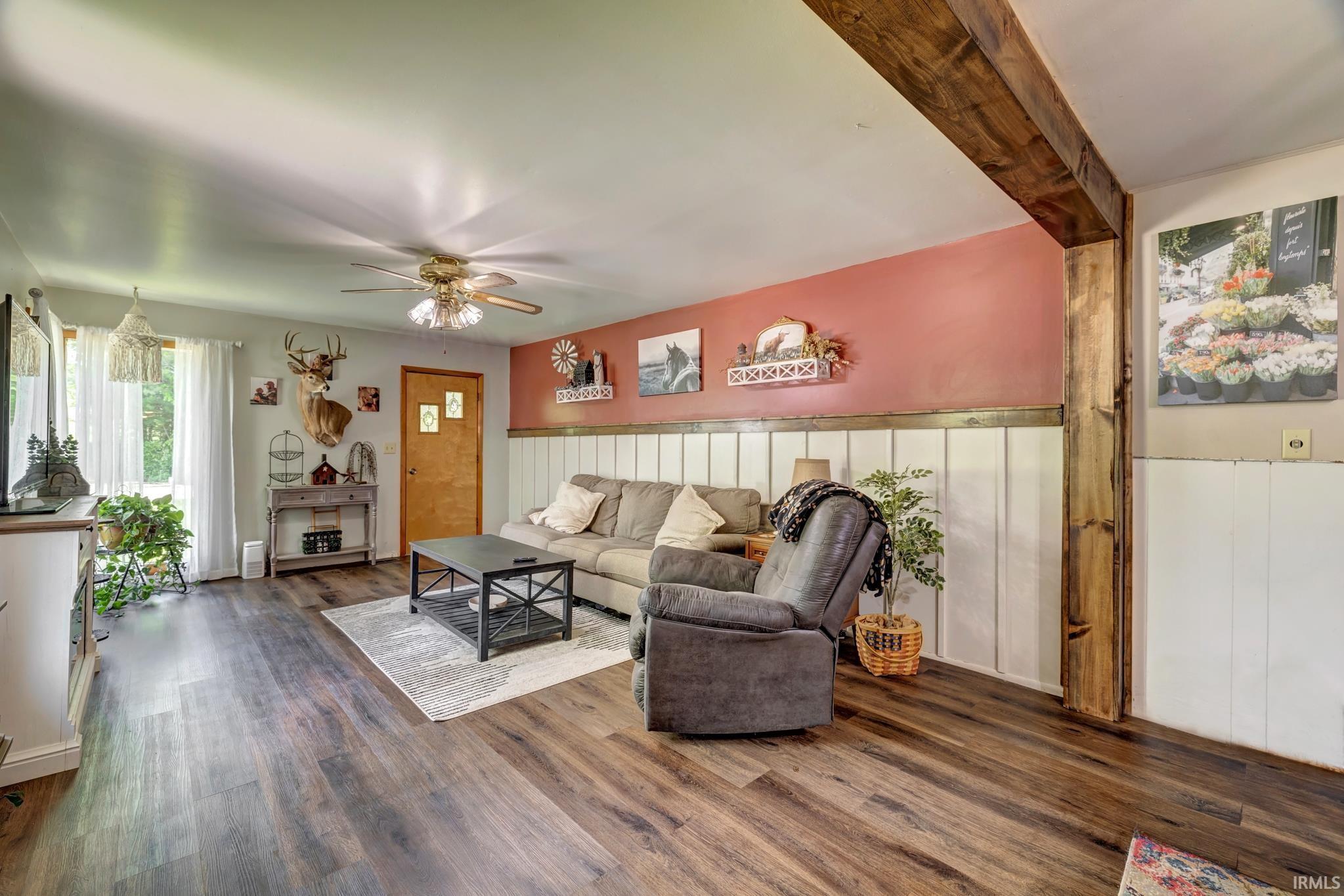 628 Sand Hollar Road Bloomfield, IN 47424 - Photo 9 of 36