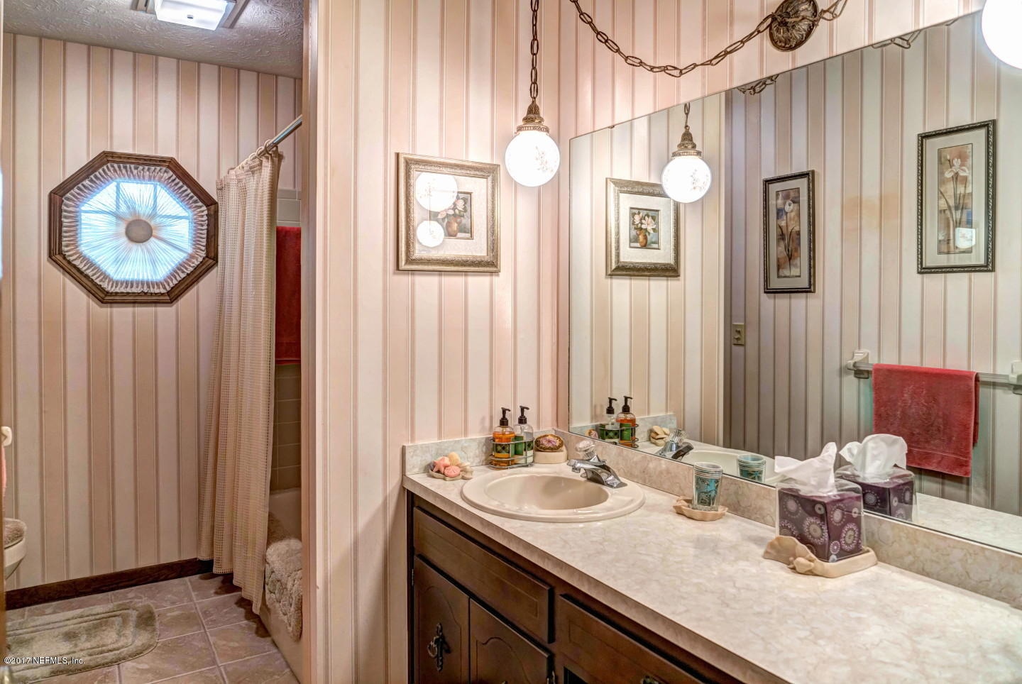 3475 Sandburg Road Jacksonville, FL 32277 - Photo 19 of 25 19 Guest Bath 3475 Sandburg Rd (20)