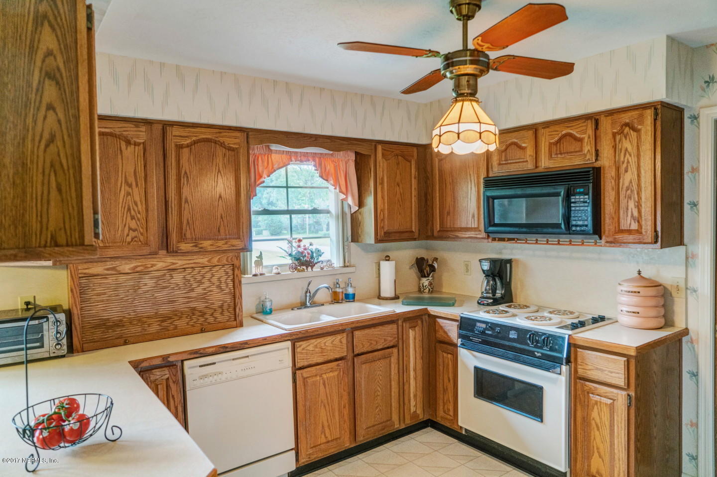 3475 Sandburg Road Jacksonville, FL 32277 - Photo 5 of 25 5 Kitchen 3475 Sandburg Rd (3)