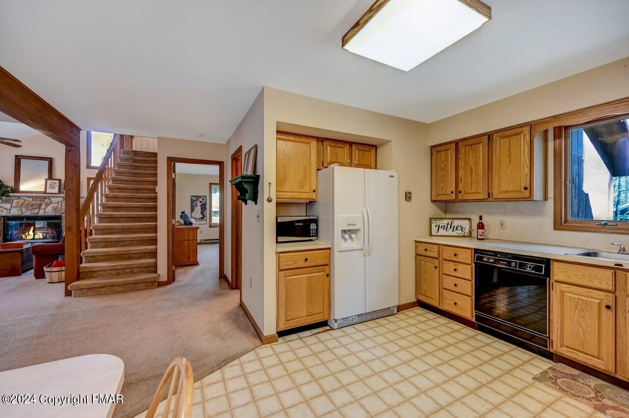 5528 Fox Run Road Pocono Pines, PA 18350 - Photo 19 of 62 5528 Fox Run Rd 23 Large