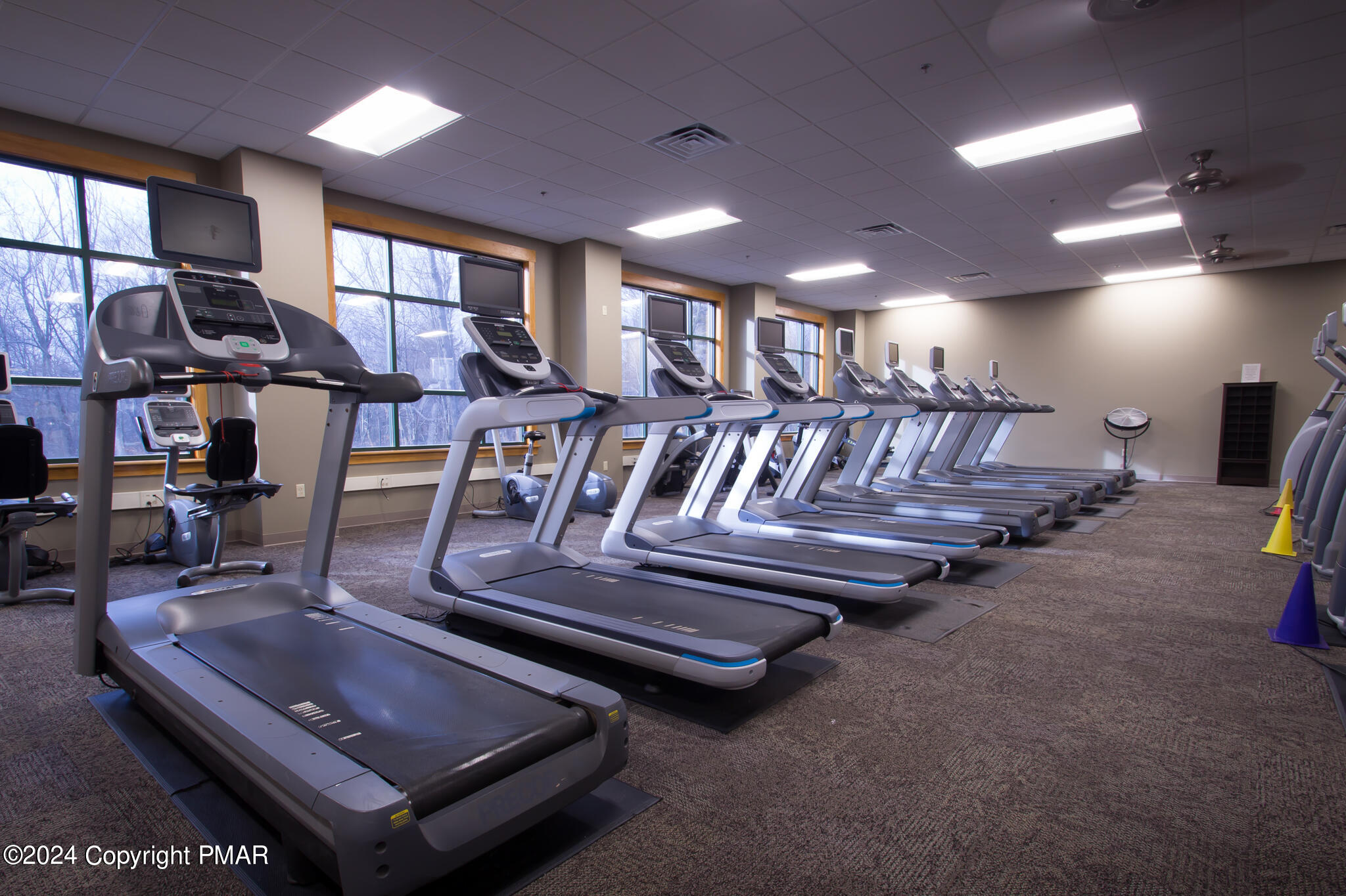 5528 Fox Run Road Pocono Pines, PA 18350 - Photo 61 of 62 CC-20170208_3512