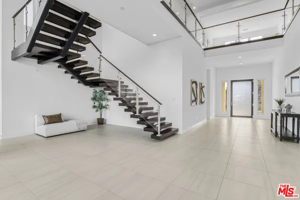 $3,588,000 | 20115 Galway Lane, Porter Ranch, CA 91326