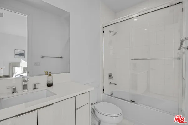 $3,588,000 | 20115 Galway Lane, Porter Ranch, CA 91326