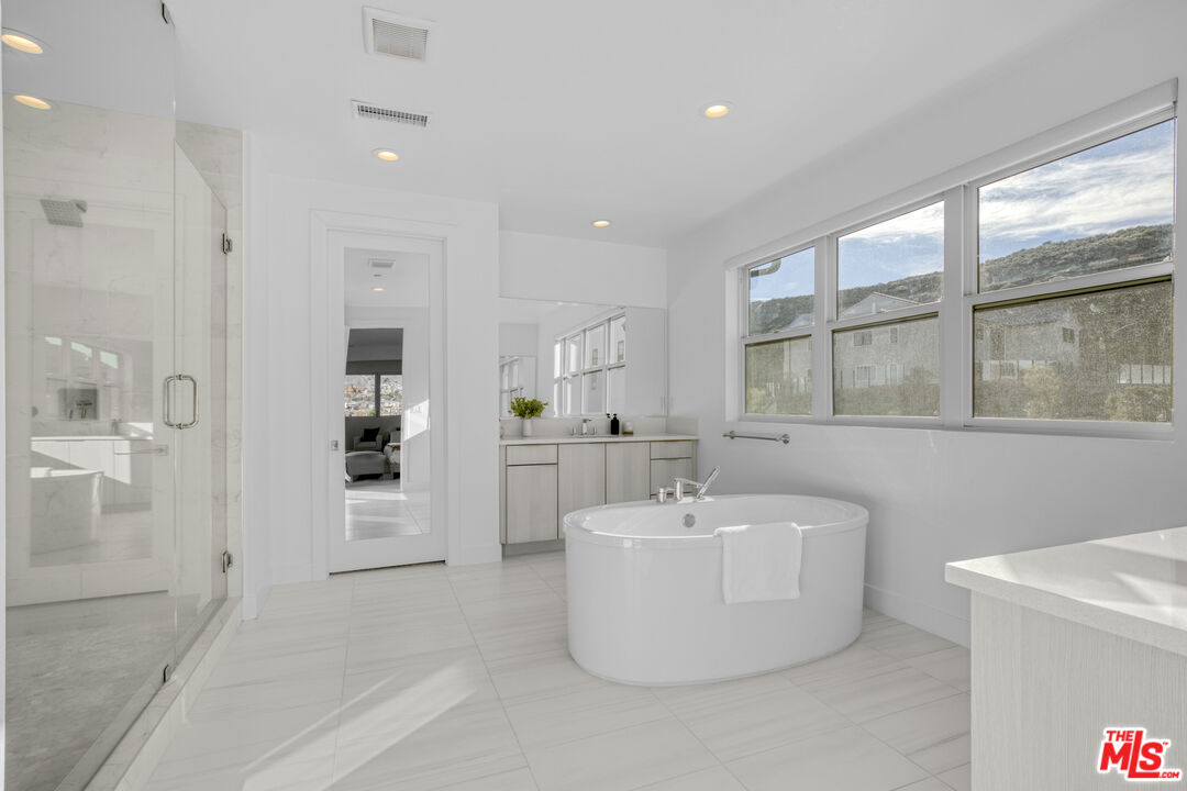 20115 Galway Lane Porter Ranch, CA 91326 - Photo 41 of 72