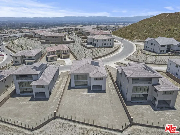 $3,588,000 | 20115 Galway Lane, Porter Ranch, CA 91326