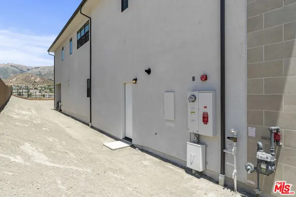 $3,588,000 | 20115 Galway Lane, Porter Ranch, CA 91326