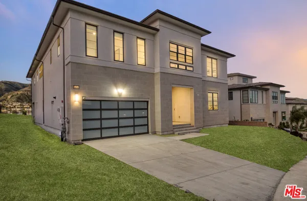 $3,588,000 | 20115 Galway Lane, Porter Ranch, CA 91326