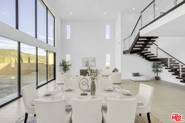 $3,588,000 | 20115 Galway Lane, Porter Ranch, CA 91326