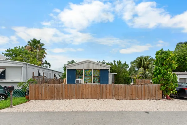 $399,000 | 17 Palm Drive, Key West, FL 33040