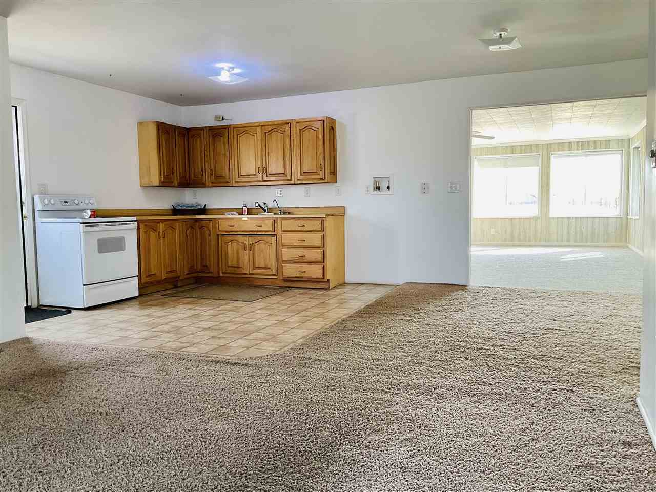 11122 Morrish Road Montrose, MI 48457 - Photo 6 of 28 50068222-5.JPG