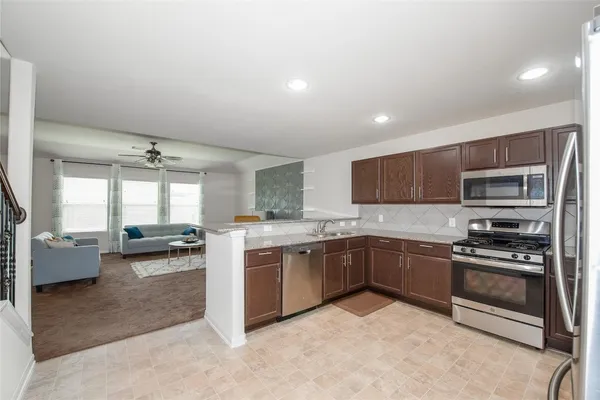 $2,450 | 2384 Elm Crossing Trail, Spring, TX 77386