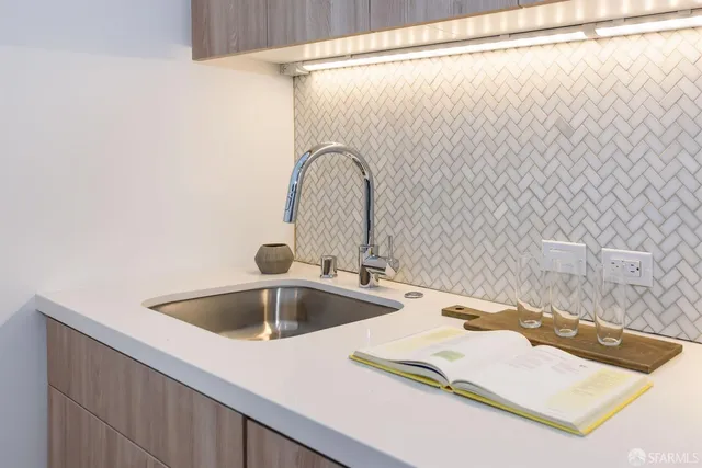 a close view of sink and tap