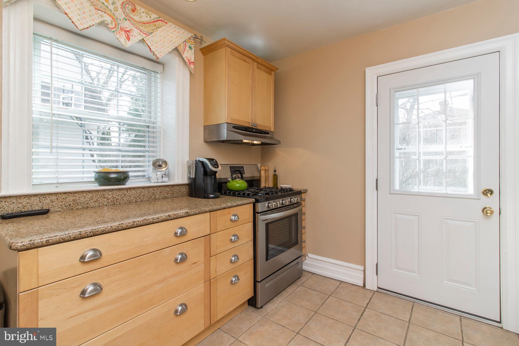 202 Stepney Place Narberth, PA 19072 - Photo 18 of 40 Kitchen