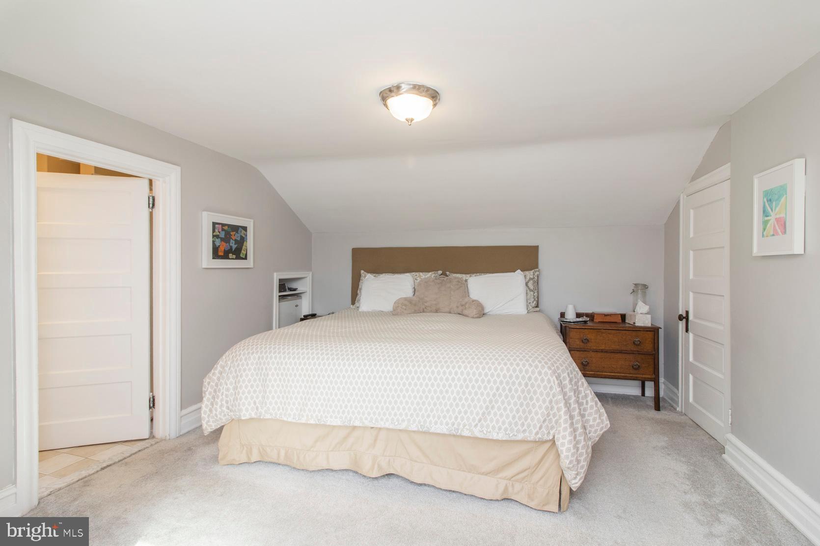 202 Stepney Place Narberth, PA 19072 - Photo 31 of 40 Master Bedroom..3rd Fl