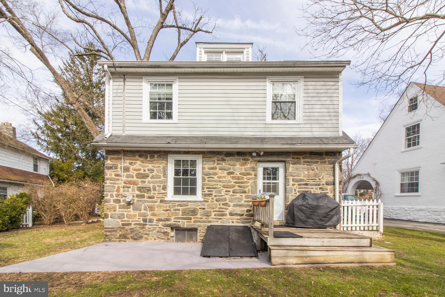 202 Stepney Place Narberth, PA 19072 - Photo 37 of 40 Exterior Back