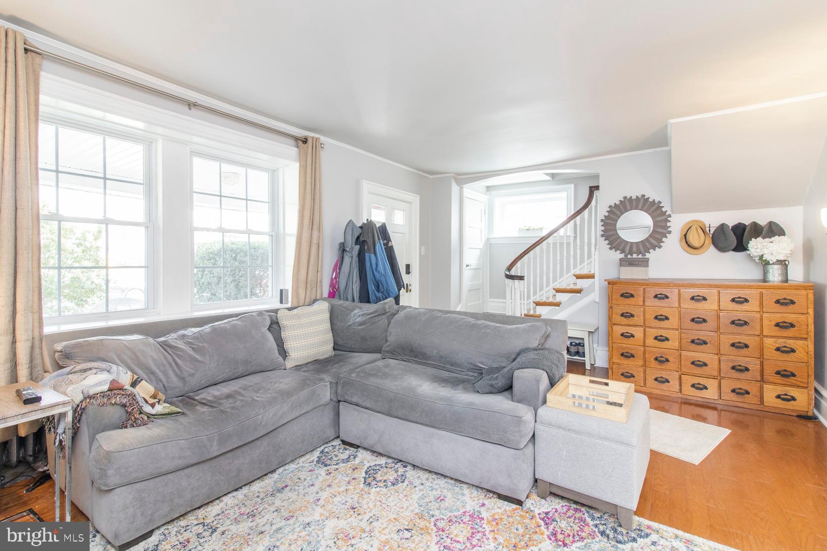 202 Stepney Place Narberth, PA 19072 - Photo 7 of 40 Living Room