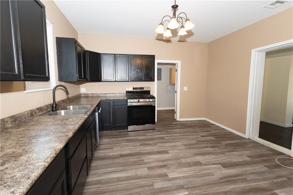 300 East 3rd Street Cherryvale, KS 67335 - Photo 15 of 26