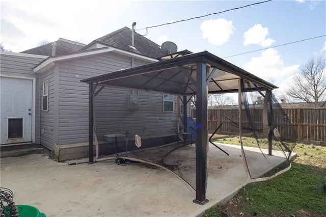 $98,000 | 300 East 3rd Street, Cherryvale, KS 67335