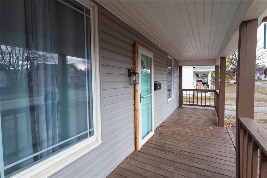 300 East 3rd Street Cherryvale, KS 67335 - Photo 4 of 26