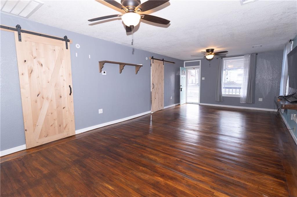 300 East 3rd Street Cherryvale, KS 67335 - Photo 5 of 26