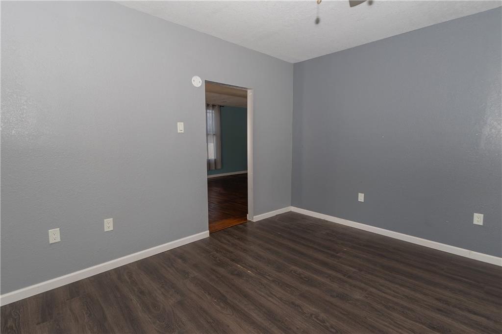 300 East 3rd Street Cherryvale, KS 67335 - Photo 8 of 26