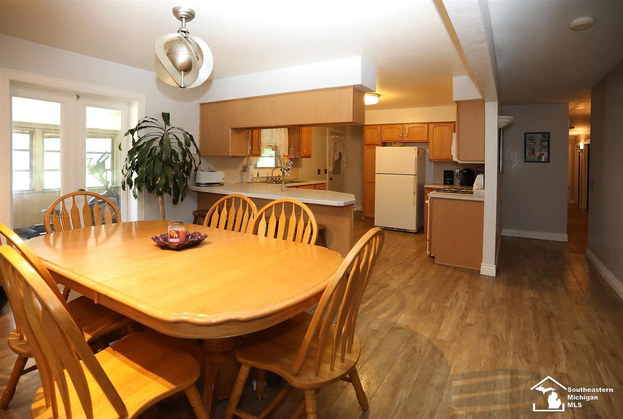 17763 Ida Center Road Petersburg, MI 49270 - Photo 4 of 30 31362210-3.JPG