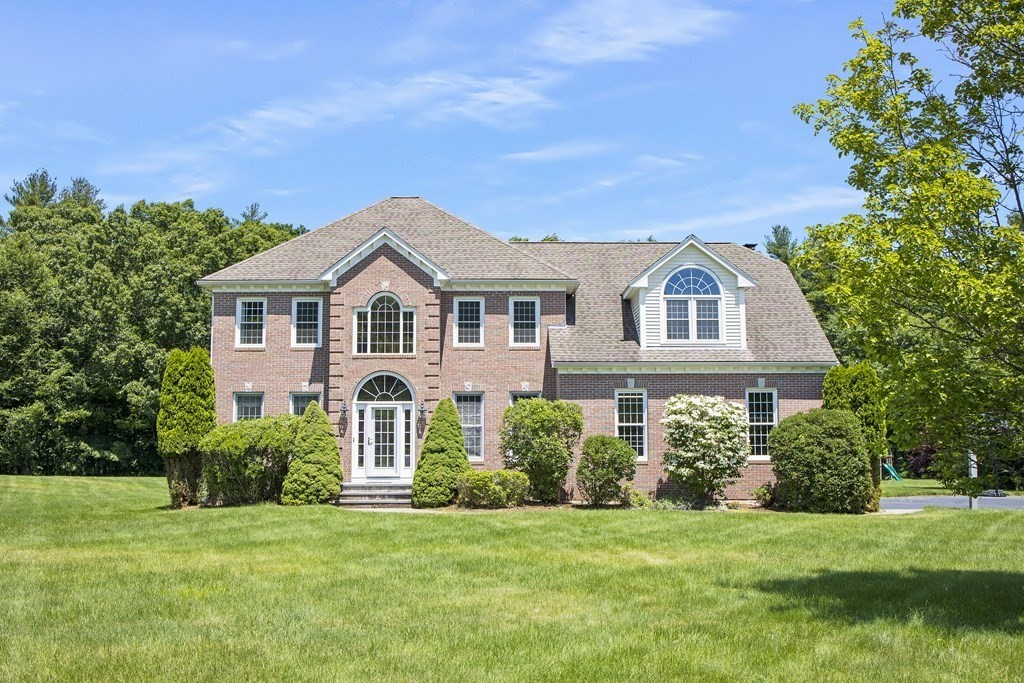 52 Barnstable Road Norfolk, MA 02056 - Photo 1 of 42 Gallery Image 1