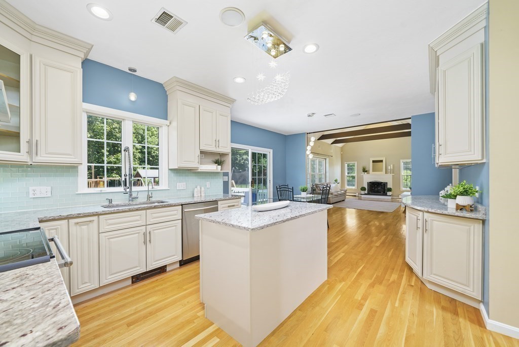 52 Barnstable Road Norfolk, MA 02056 - Photo 5 of 42 Gallery Image 5