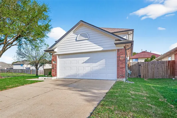 $289,500 | 11726 Cotton Brook Court, Tomball, TX 77375