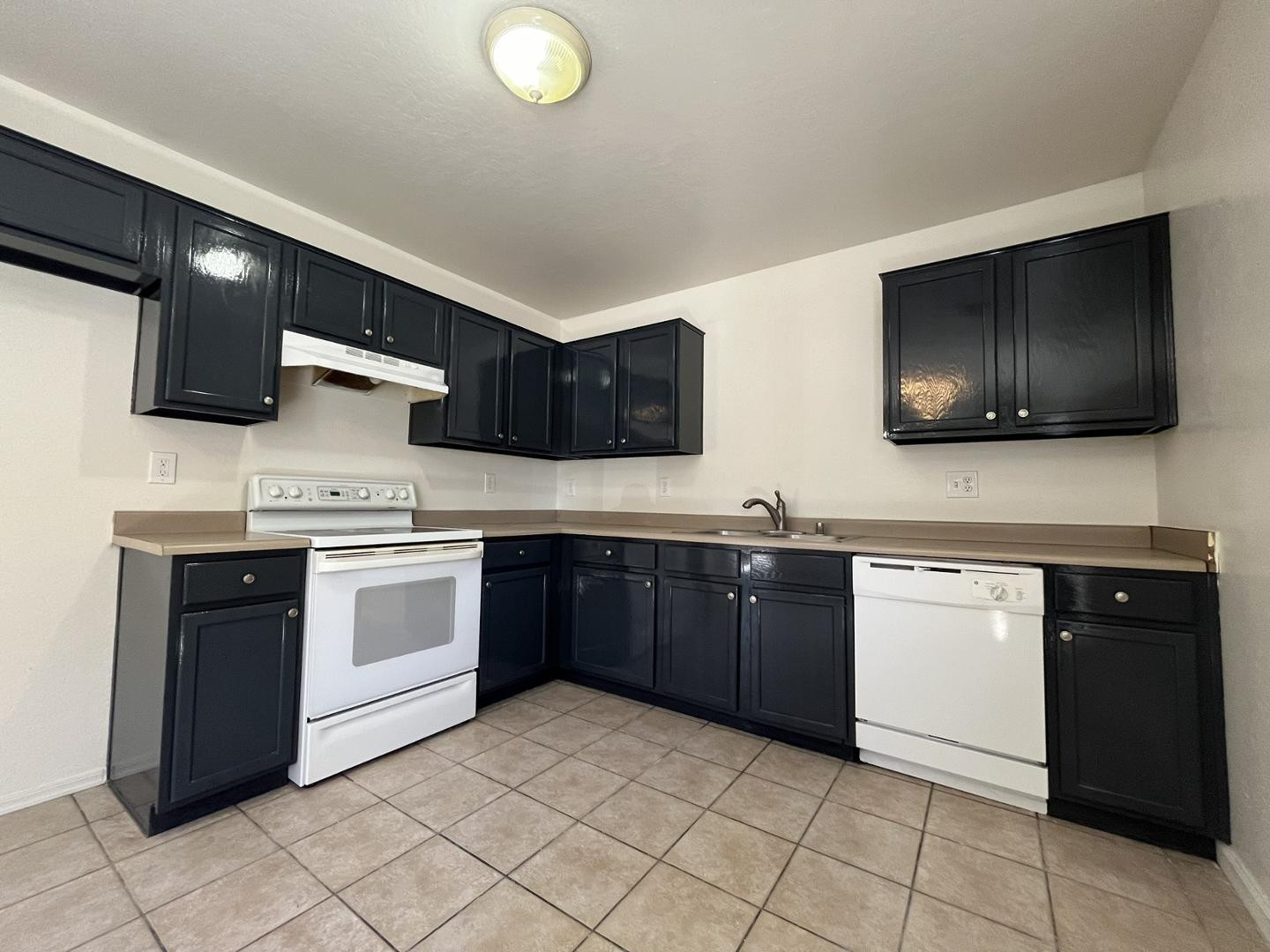 10014 North 7th Avenue, Unit 1 Phoenix, AZ 85021 - Photo 2 of 14 Photo #2