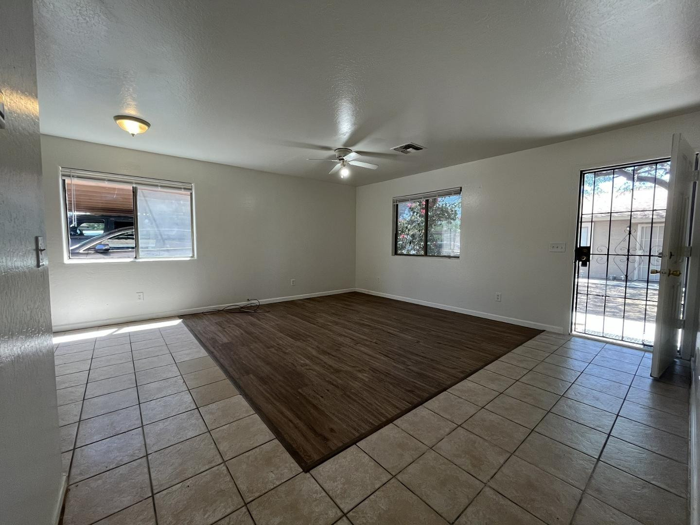 10014 North 7th Avenue, Unit 1 Phoenix, AZ 85021 - Photo 4 of 14 Photo #4