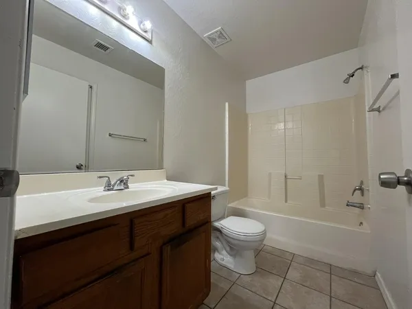 $1,595 | 10014 North 7th Avenue, Unit 1, Phoenix, AZ 85021