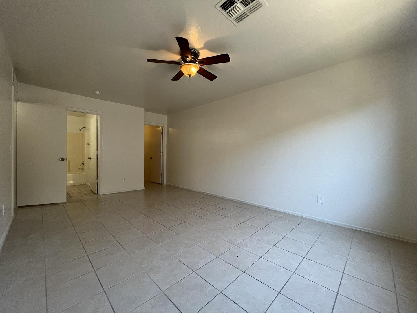 10014 North 7th Avenue, Unit 1 Phoenix, AZ 85021 - Photo 10 of 14 Photo #10