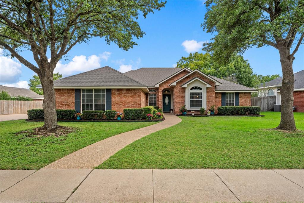 10013 Rodeo Drive Waco, TX 76712 - Photo 1 of 35